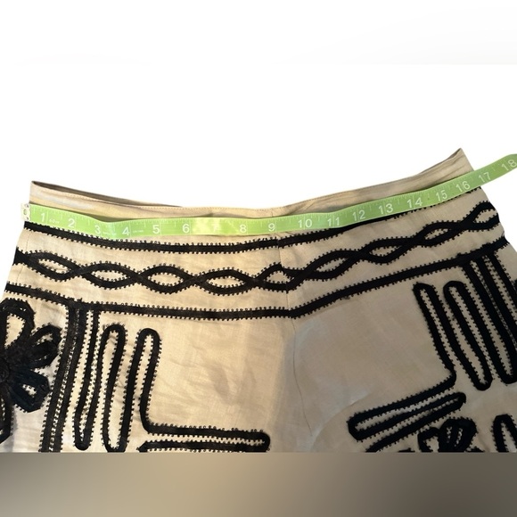 Carole Little Ladies Linen Embroidered Skirt Beige / Black Size 10 - Picture 3 of 5